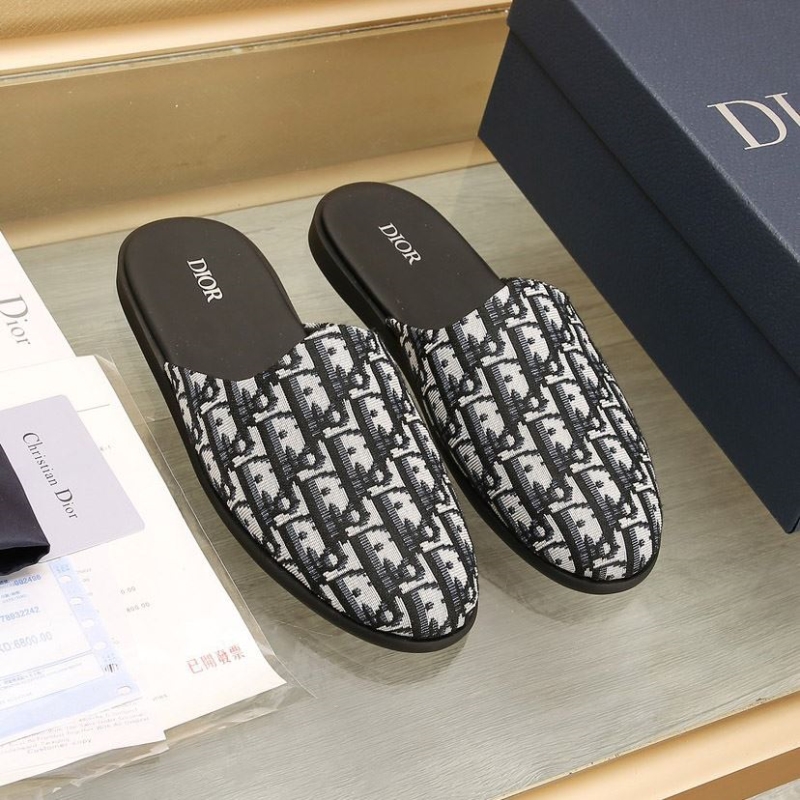 ch**an D*or slippers